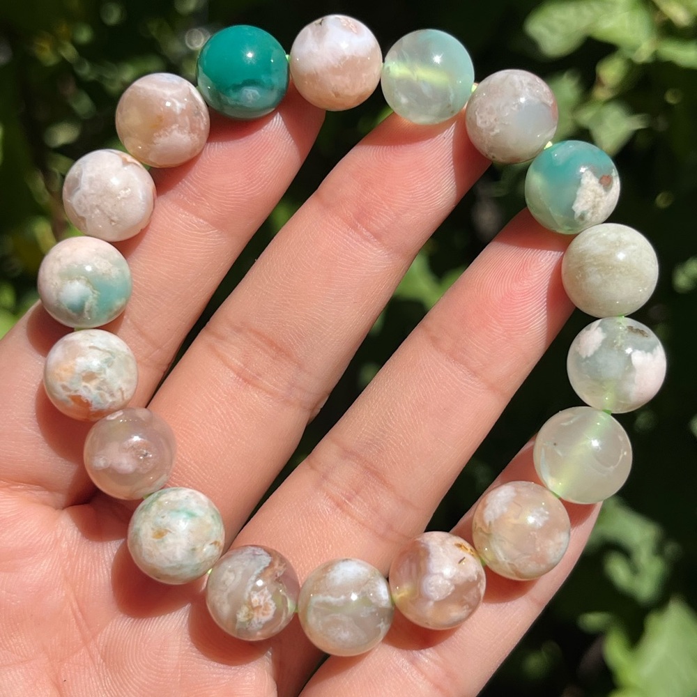 11.5mm‎ stretchable green flower agate bracelet